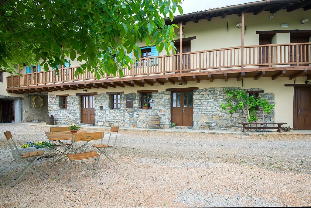Pri Bregarju Guest House Podsabotin Exterior foto
